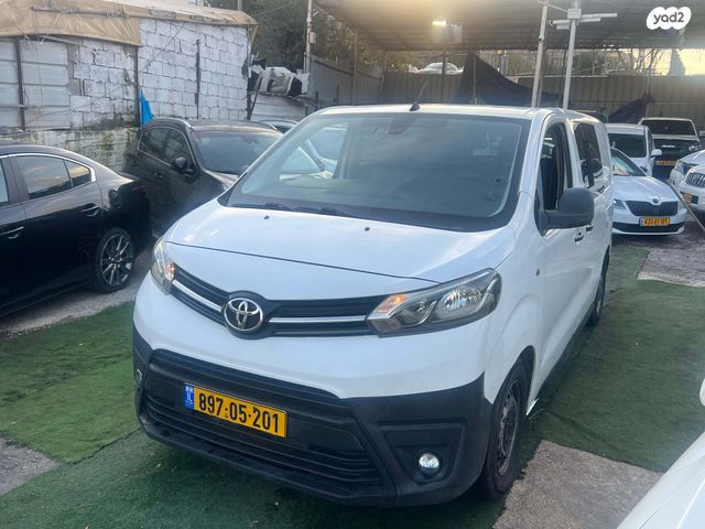 מודעת רכב טויוטה פרואייס