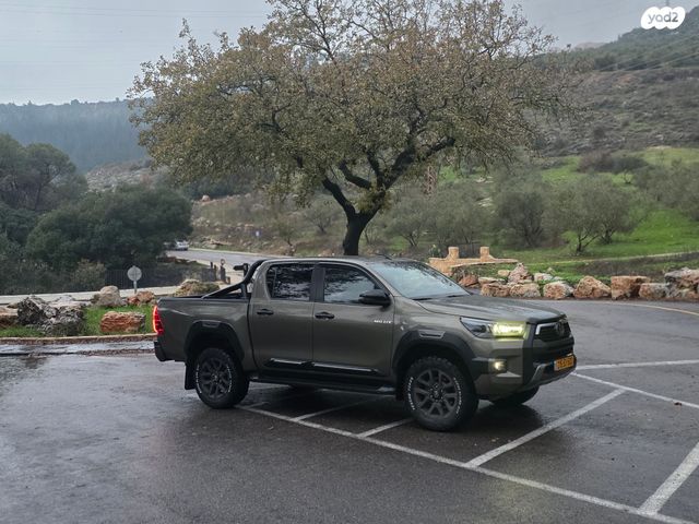 טויוטה היילקס