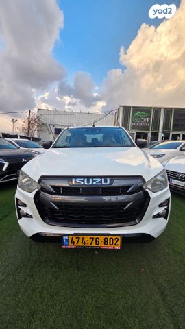 איסוזו די-מקס