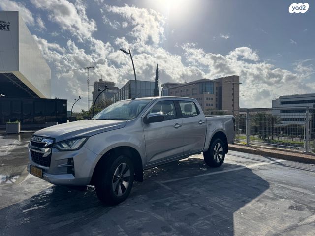 מודעת רכב איסוזו די-מקס