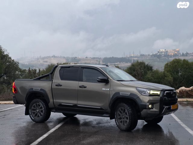 טויוטה היילקס