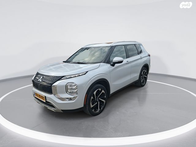 מיצובישי אאוטלנדר