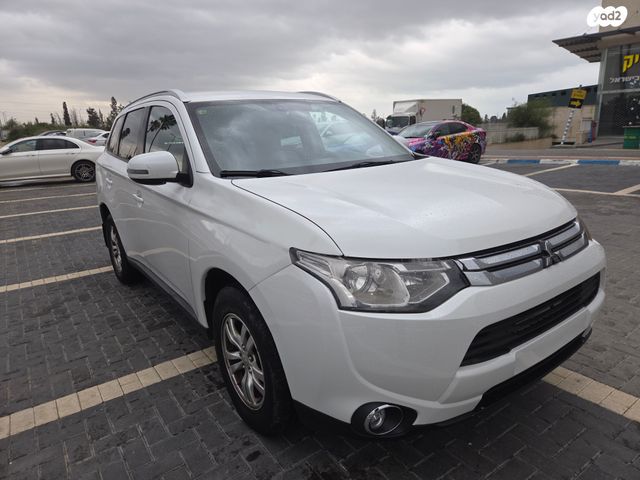 מיצובישי אאוטלנדר