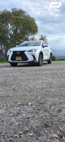 לקסוס NX