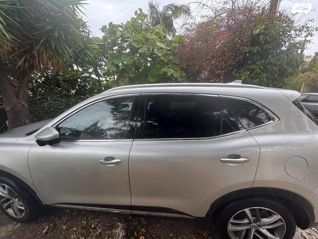 מודעת רכב אם ג'י EHS PHEV