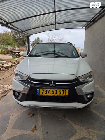 מודעת רכב מיצובישי ASX