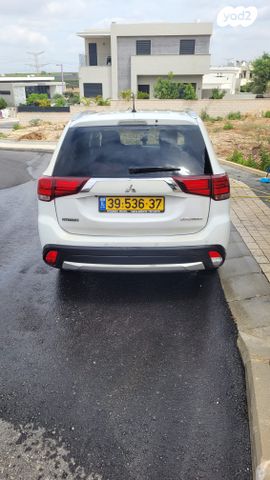 מודעת רכב מיצובישי אאוטלנדר