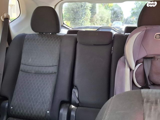 ניסאן אקס טרייל