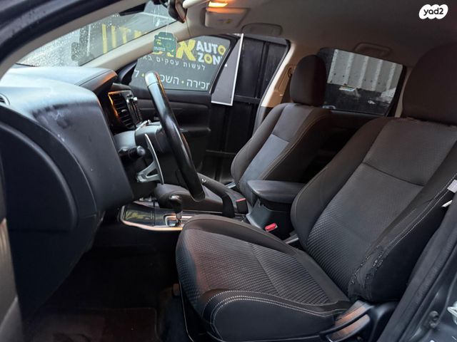 מיצובישי אאוטלנדר