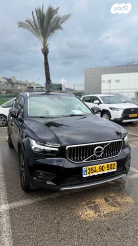 מודעת רכב וולוו XC40