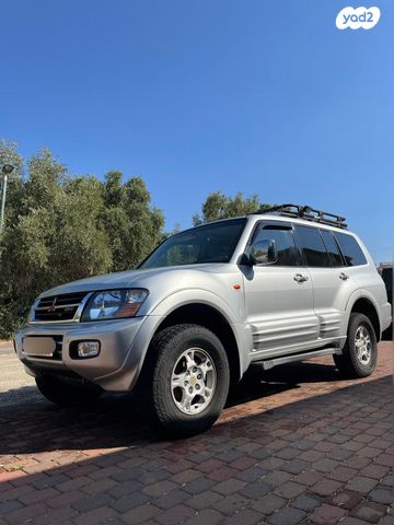 מיצובישי פג'רו