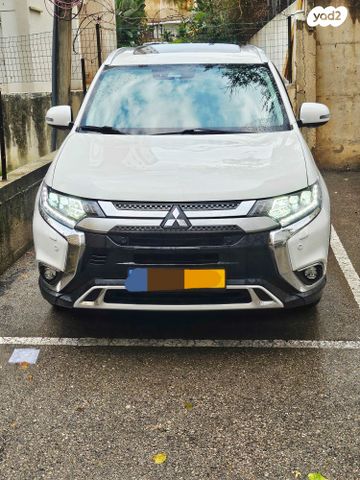 מיצובישי אאוטלנדר