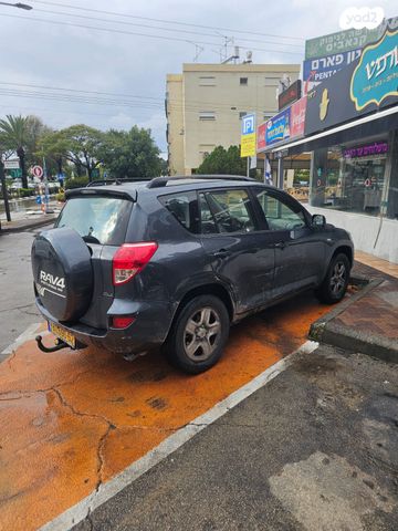מודעת רכב טויוטה RAV4