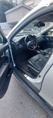 ניסאן אקס טרייל