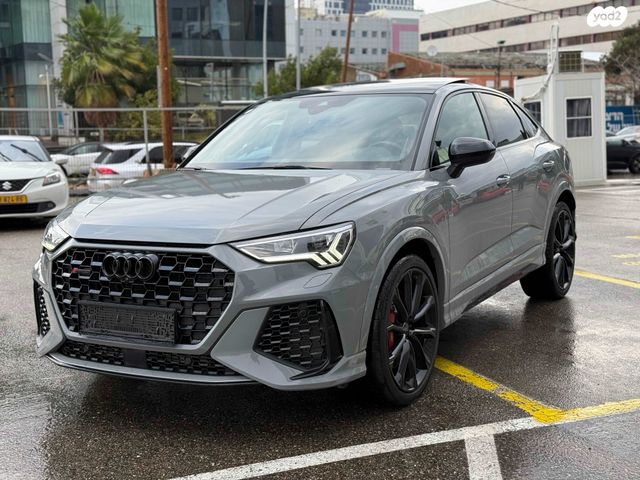 אאודי RS Q3