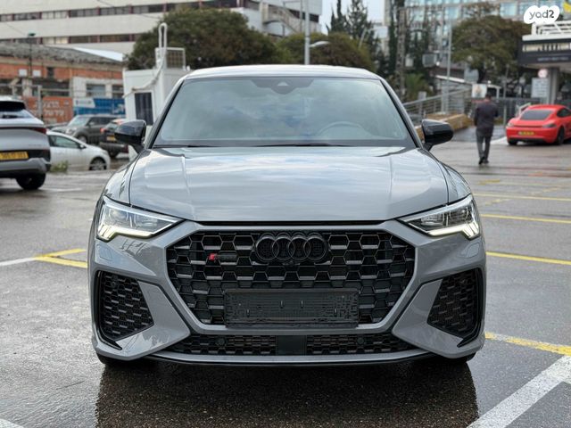 אאודי RS Q3