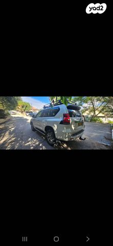 טויוטה לנד קרוזר