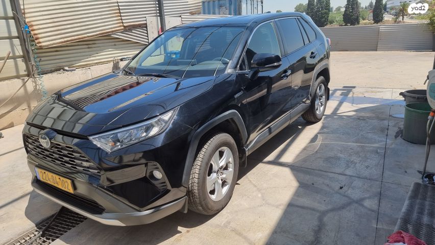 מודעת רכב טויוטה RAV4