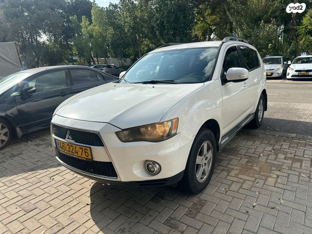 מיצובישי אאוטלנדר