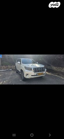 טויוטה לנד קרוזר