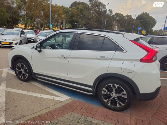 מיצובישי אקליפס קרוס