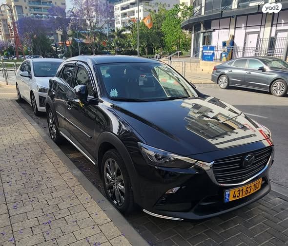 מודעת רכב מאזדה CX-3