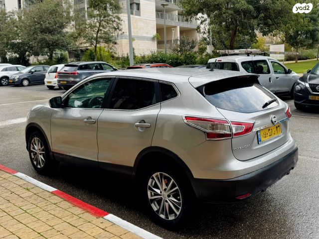 ניסאן קשקאי