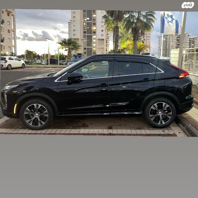 מודעת רכב מיצובישי אקליפס קרוס