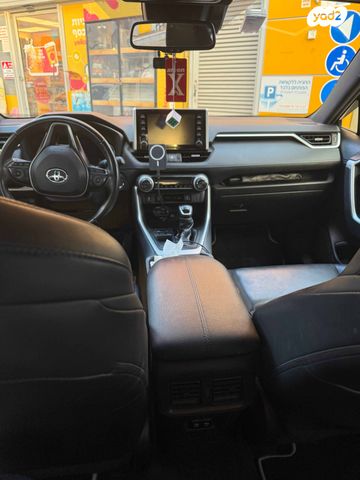 מודעת רכב טויוטה RAV4