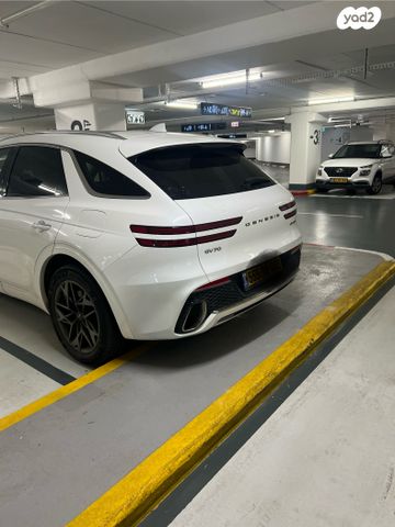 ג'נסיס GV70