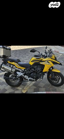 מודעת רכב בנלי TRK502X