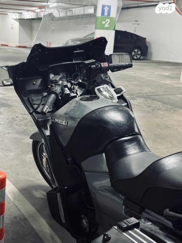 קאוואסאקי GTR1400