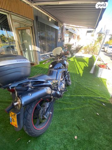 סוזוקי DL650 וי-סטרום