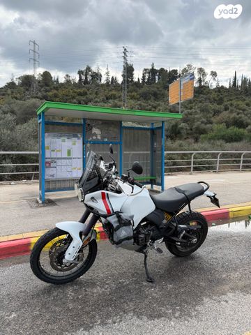 דוקאטי Desert X