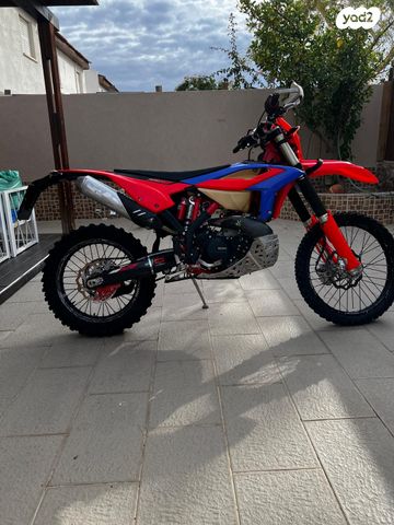 מודעת רכב בטא RR300