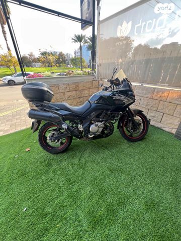 סוזוקי DL650 וי-סטרום