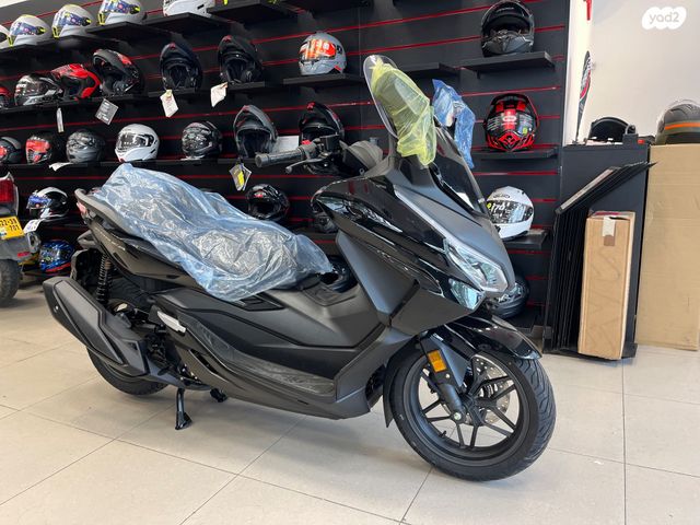 הונדה פורזה 250