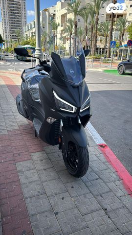 מודעת רכב סאן יאנג ג'וי-מקס Z-250
