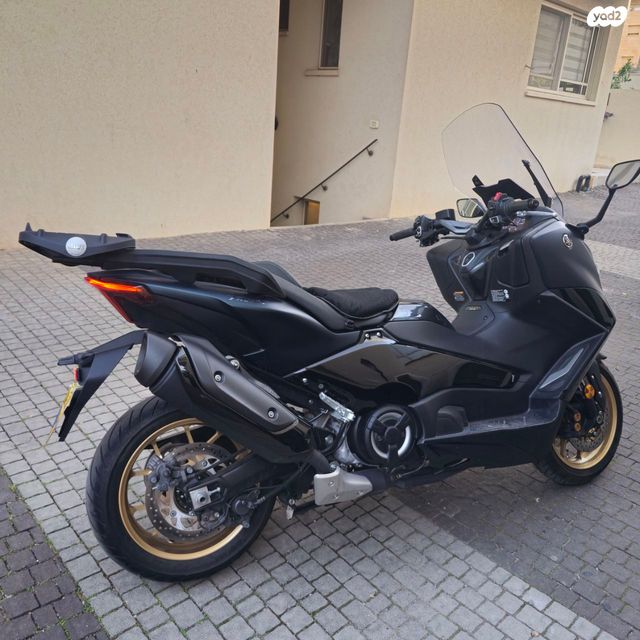 ימאהה Tmax 560 Tech