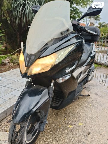 מודעת רכב קאוואסאקי J 300