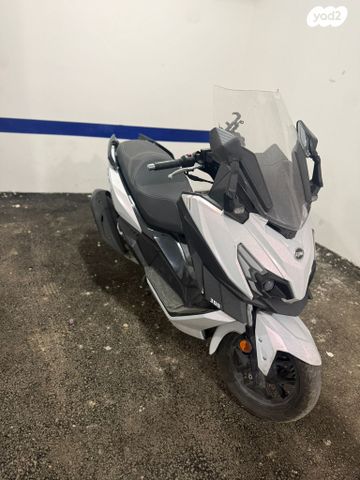 מודעת רכב סאן יאנג קרוזים 300 אלפא