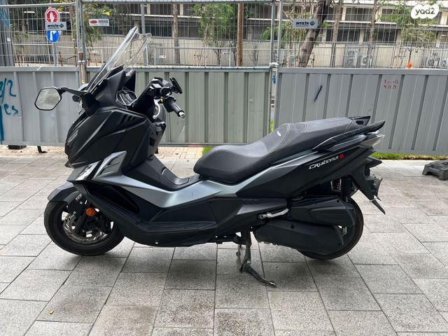 סאן יאנג קרוזים 300 אלפא