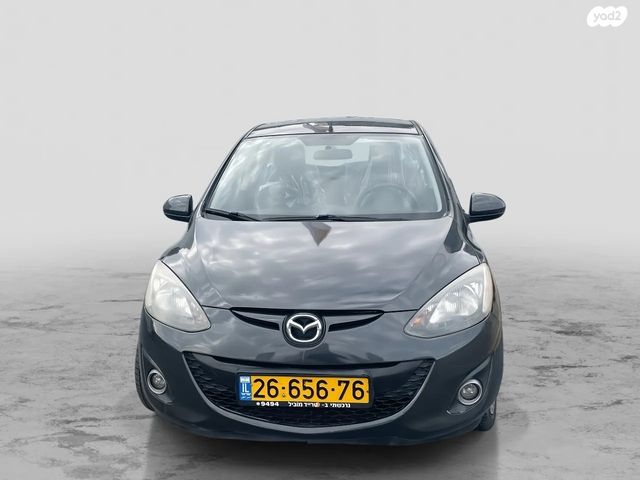 מודעת רכב מאזדה 2