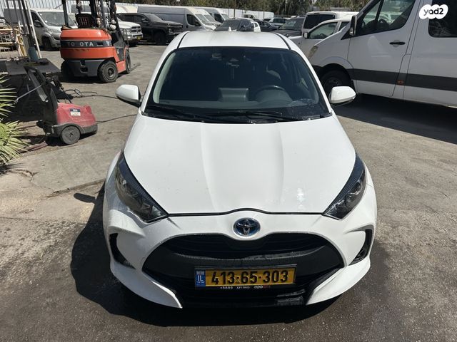 מודעת רכב טויוטה יאריס