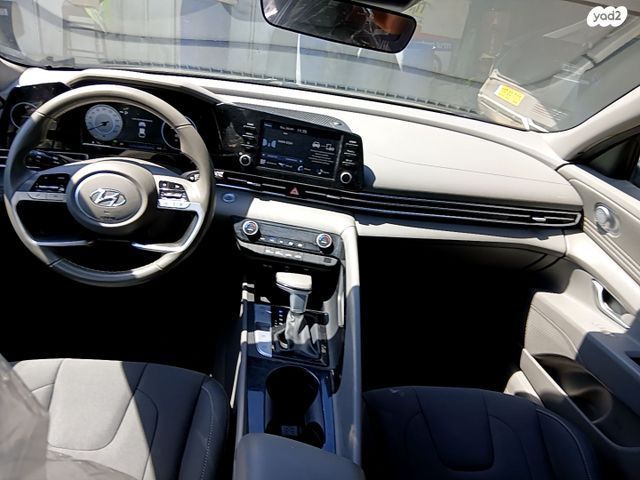 יונדאי אלנטרה