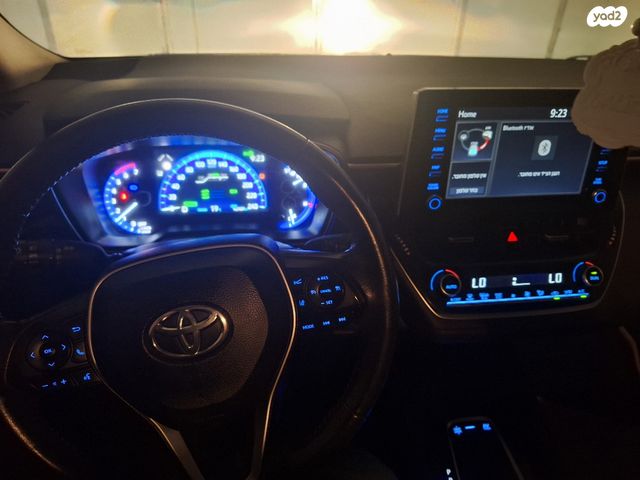 טויוטה קורולה