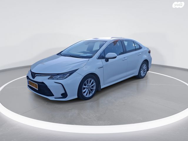 טויוטה קורולה