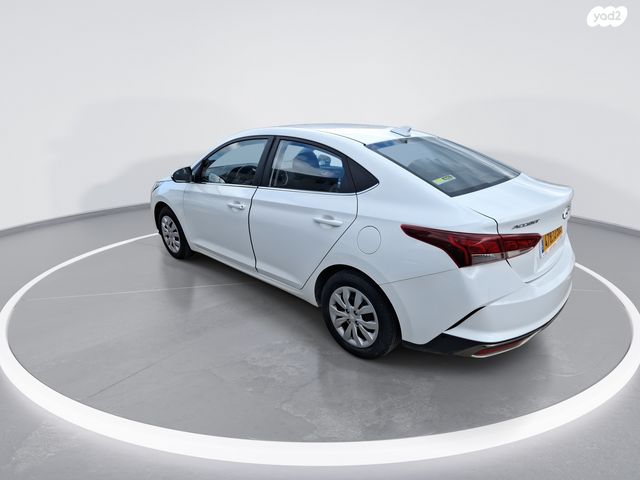 יונדאי אקסנט i25