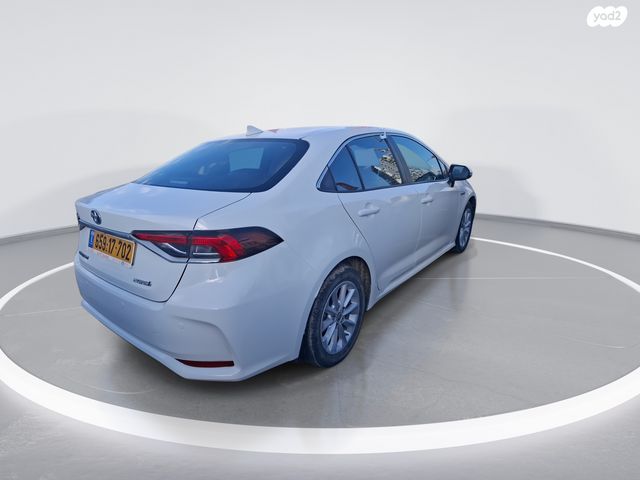 טויוטה קורולה