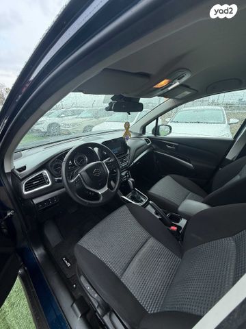 סוזוקי S-Cross